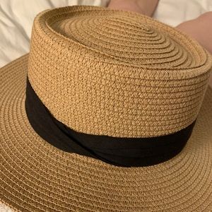 ISO (not for sale, looking for) this straw boater hat